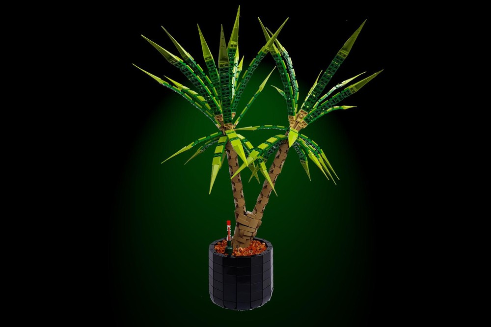 Lego Dracaena Marginata (Dragon Tree)