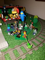 Minifig-scale Wonder Weapons