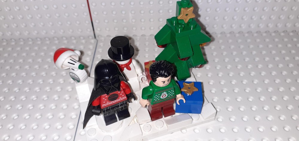 Lego Star wars christmas minifig stand