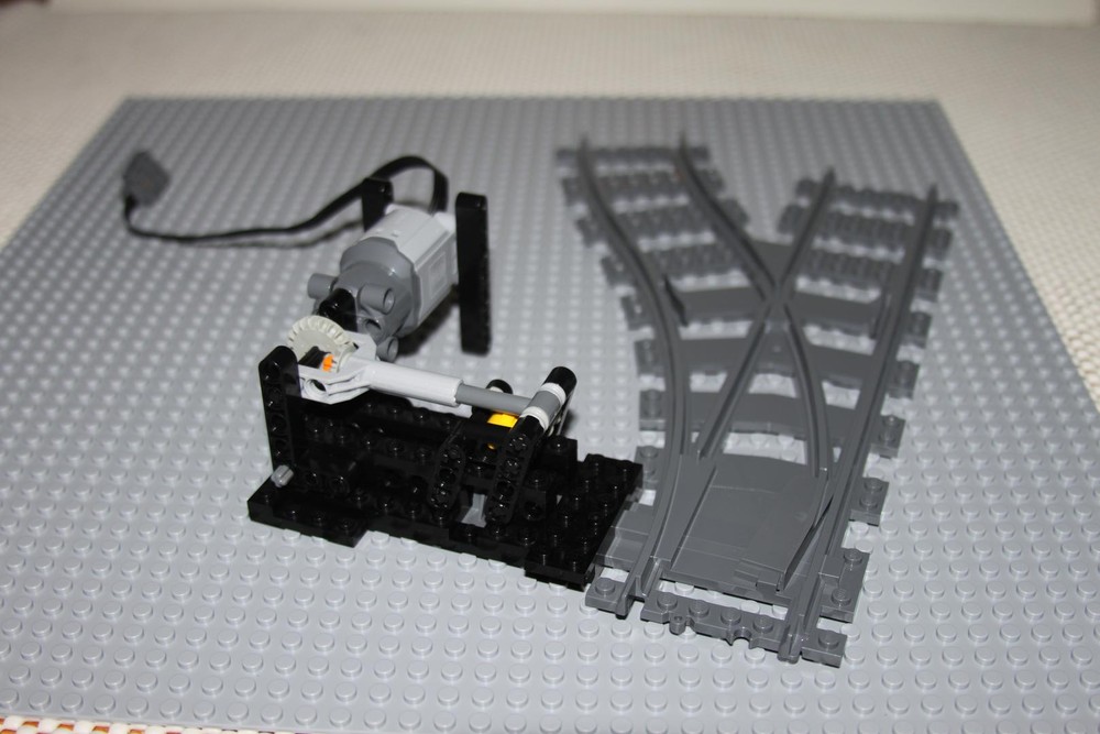 Lego Motorized Switch Controller for train tracks