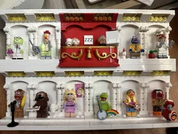 Muppets Minifigure display stand