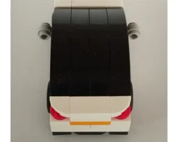 4-stud wide Tesla Model Y