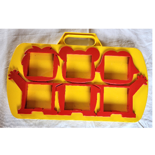 Lego Duplo Learn and Build Center 11 x 19 with Handle / Yellow