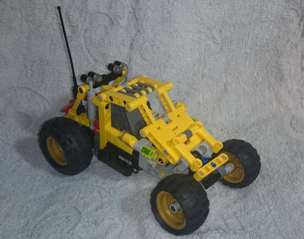 Lego Desert buggy with pull back motor