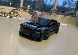 BMW F82 M4 (76920 alt)