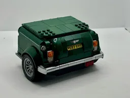 10242 Mini half trailer