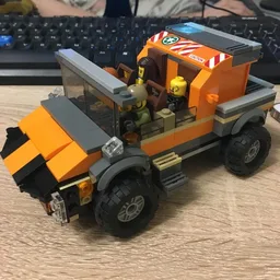 Car for 4