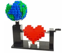 Love Planet, a LEGO Heart automaton