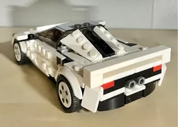 Fer​rari SC40
