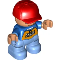 Duplo Figure Child with Cap Red, with Blue Shirt with 'SKATE' Print - Medium Blue Legs / Blue