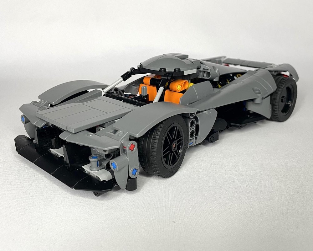 Lego Aston Martin Valkyrie