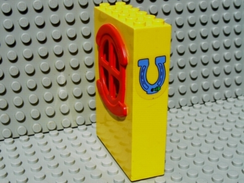 Lego Fabuland Building Wall 2 x 6 x 7 with Round Symmetric Red Window with Horseshoe Pattern (Sticker) - Set 3654