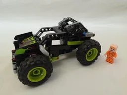 Monster SUV 42118
