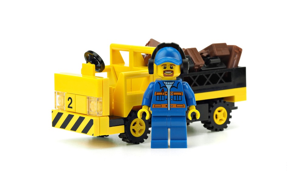 Lego Airport luggage transport vehicle