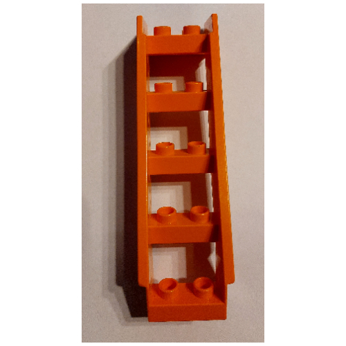 Lego Duplo Building Staircase / Orange