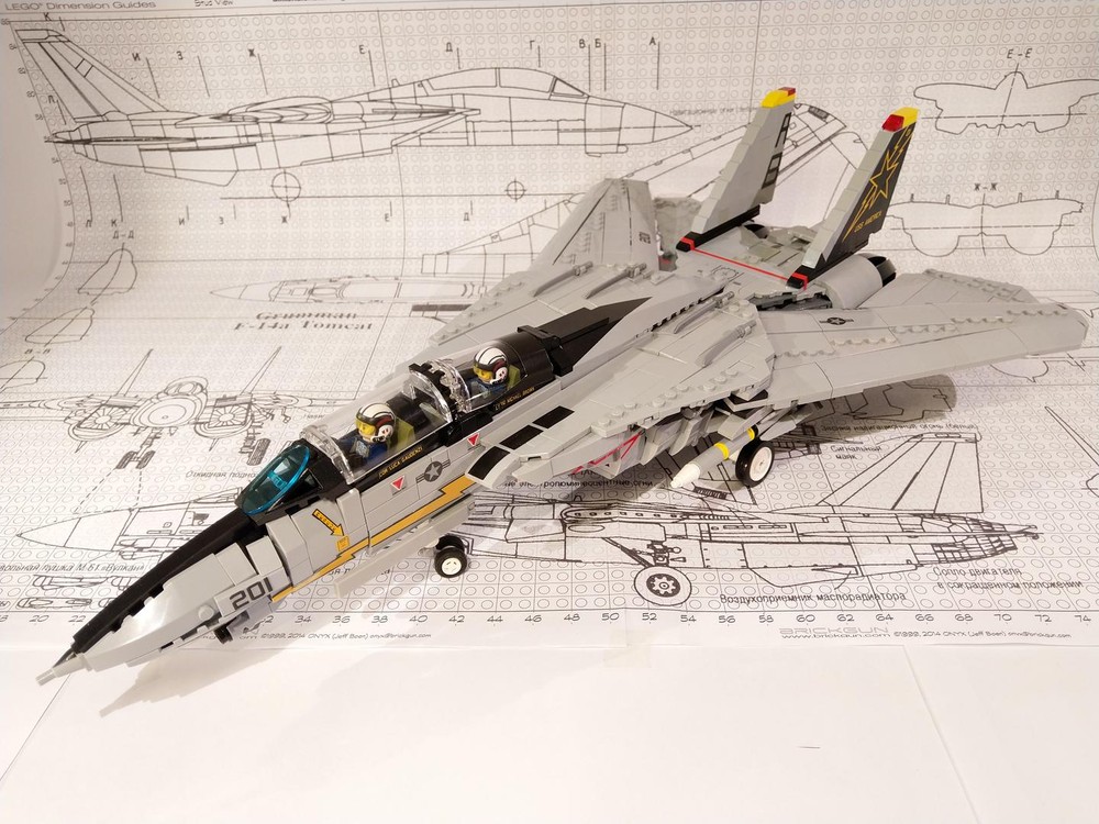 Lego F14 Tomcat 1:40 Scale Starfighters - Jolly Rogers - Top Gun