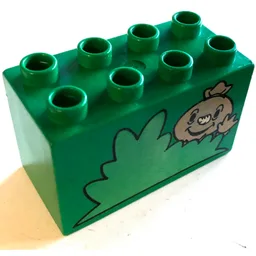 Duplo Brick 2 x 4 x 2 with Bush and Spud the Scarecrow Print / Green
