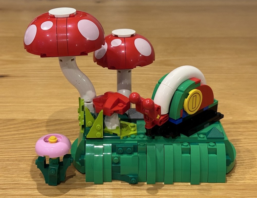 Lego 71426 Mushrooms and Snail
