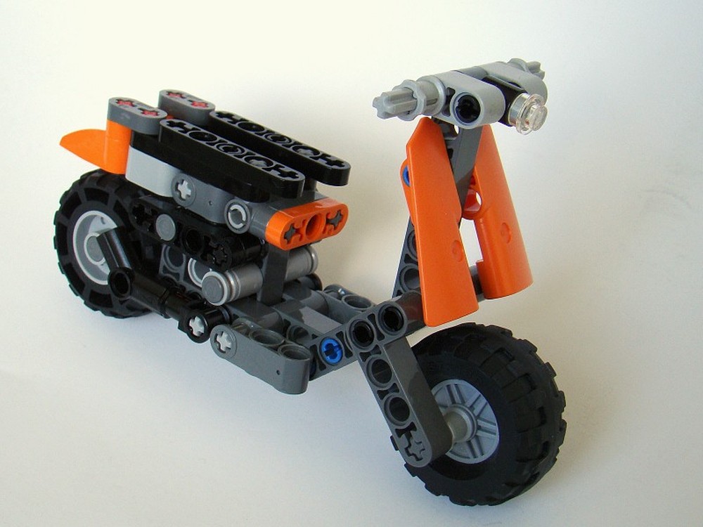 Lego 42001: Scooter