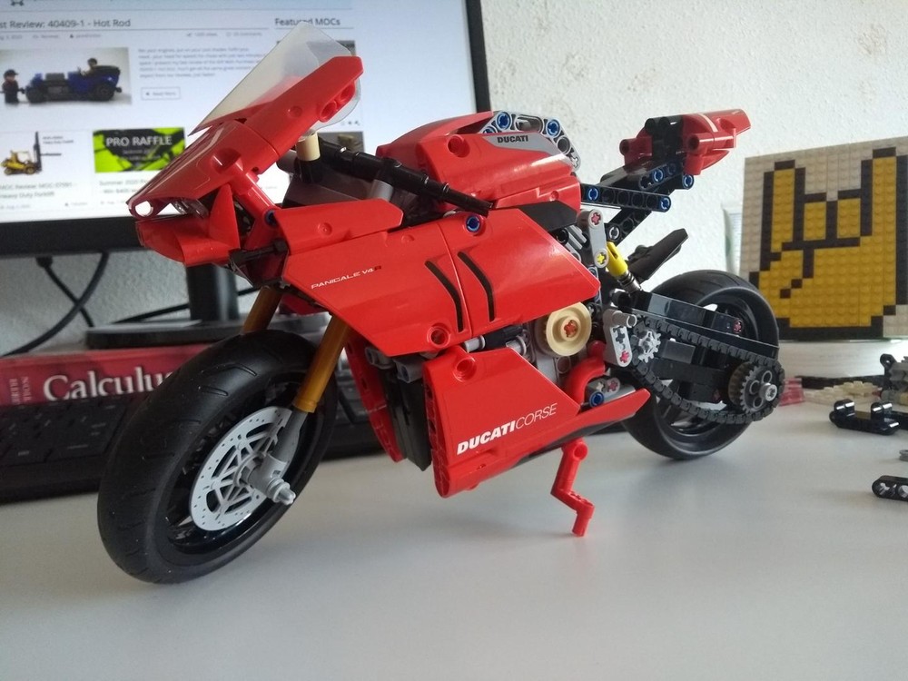 Lego 42107 Panigale kickstand
