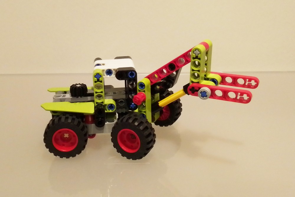 Lego Articulated Telehandler