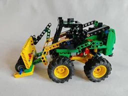 42136 Compact Loader
