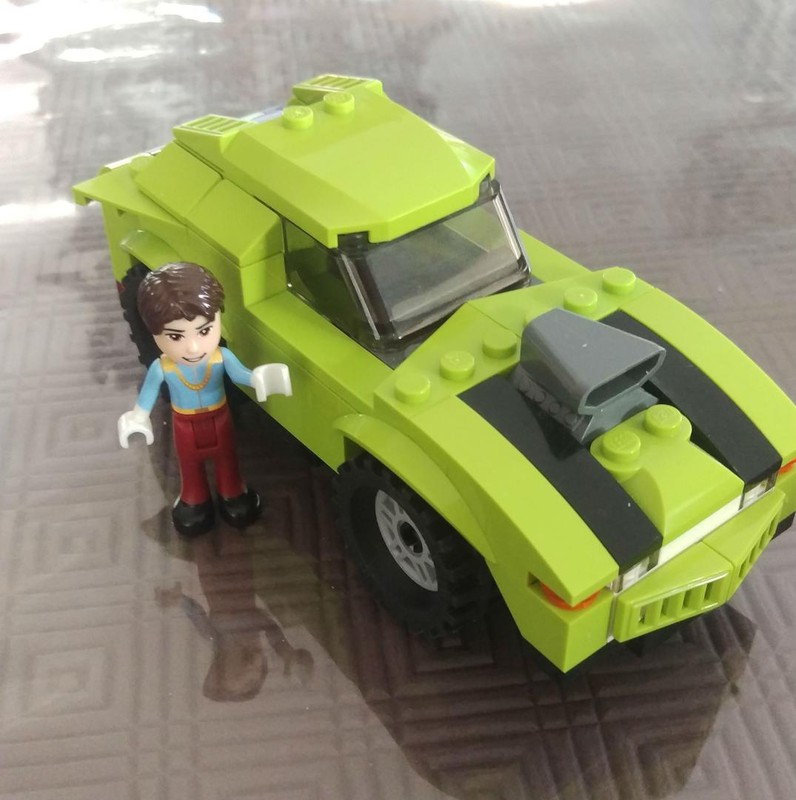 Lego Prince Charming's Lime Green Charger