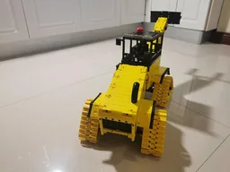 Four-track Tractor (42131 B Model)