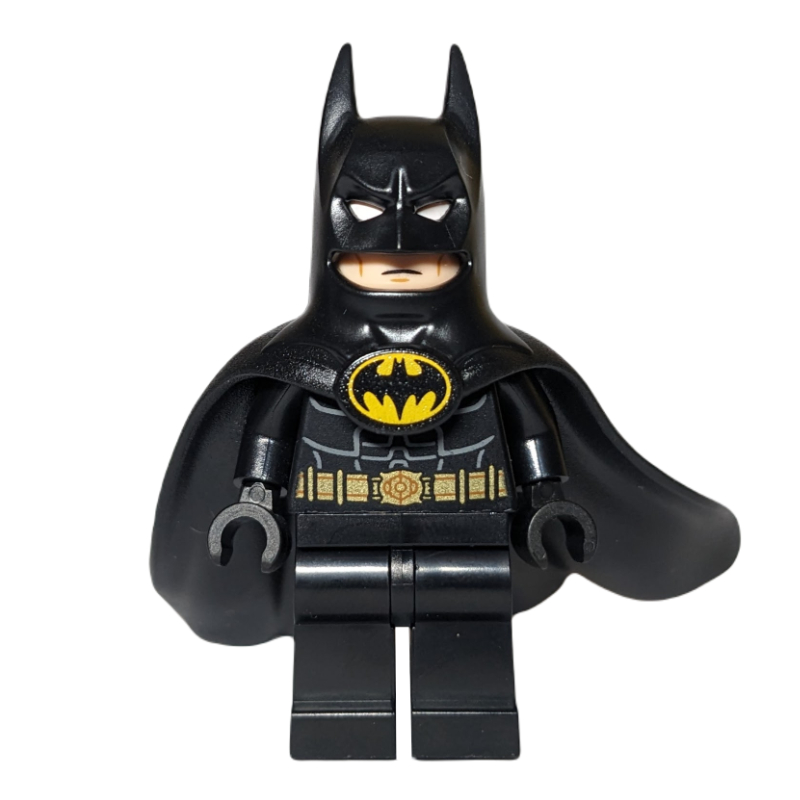 Lego Batman, Black Suit, Black Cape and Cowl (Rubber), White Goggles