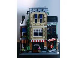 Modular Central Perk