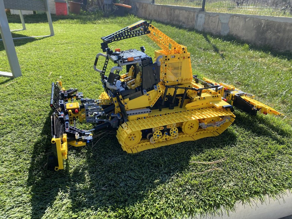 Lego Winch for Snowgroomer of 42131