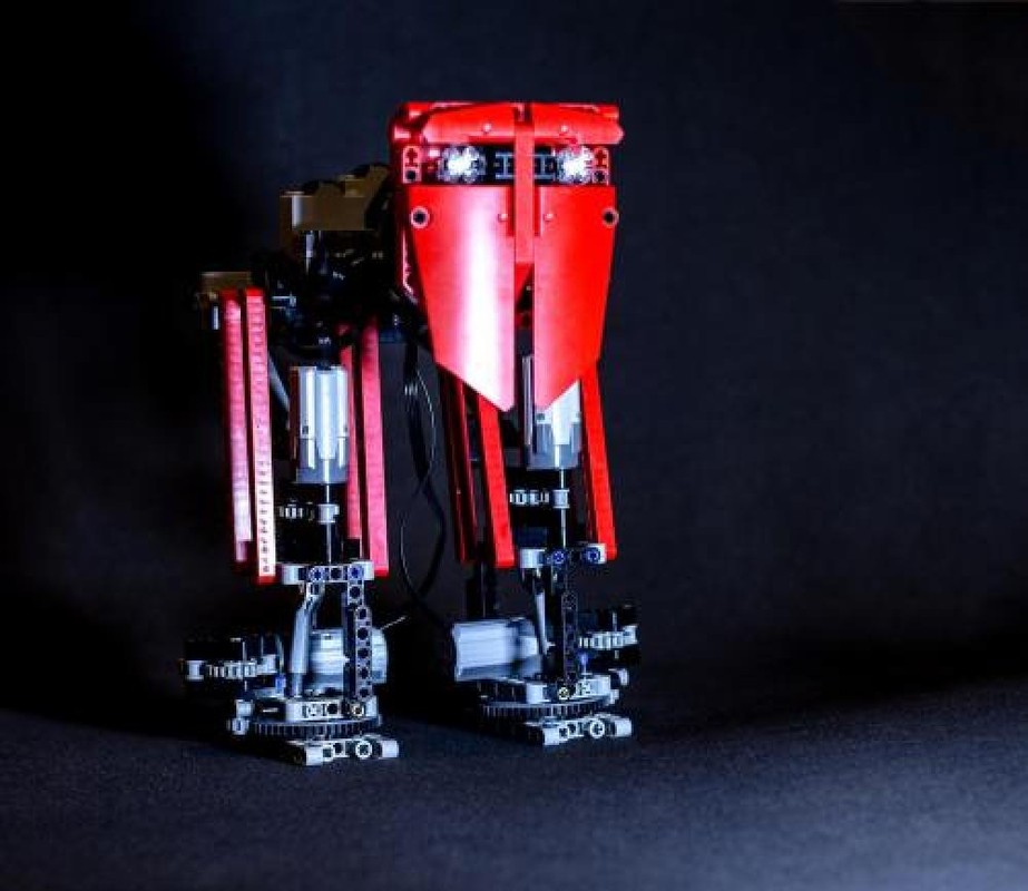 LEGO Technic two-legged Walker (Walking Mechanism)