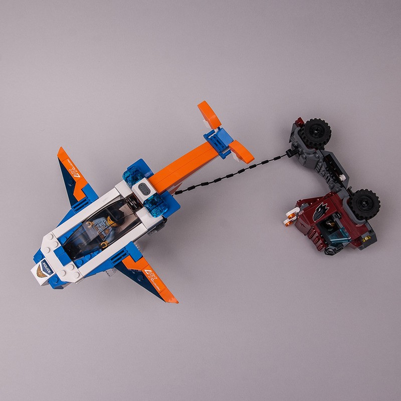 Lego 60209 Sky Police vs. Bandit Truck