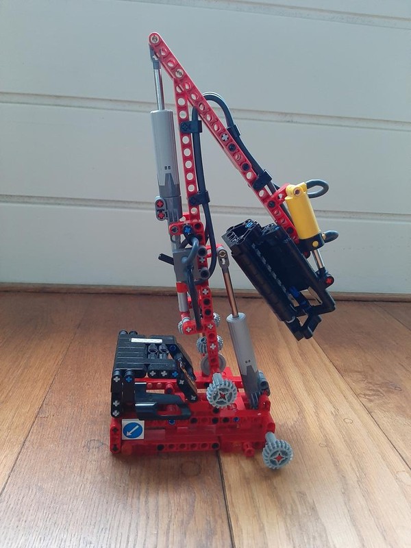 Lego Kuhn T4737M flail side mower