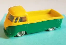 HO Scale VW Pickup - Green Base