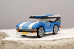 6913 Hatchback