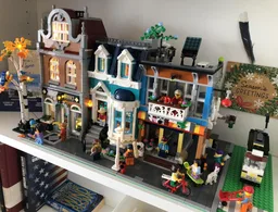 Townhouse Pet Shop