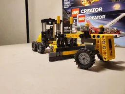 8067: Grader