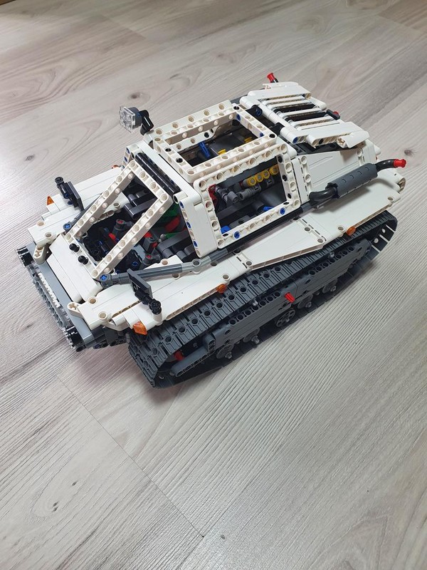 Lego Ripsaw v2.0