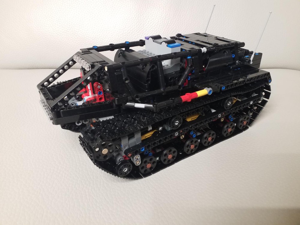 Lego RC Tank (Tracked Vehicle)