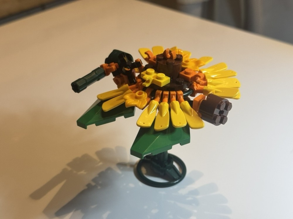 Lego Sunflower Falcon