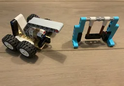 Tank and swing (42133)