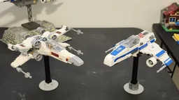 New Republic E-Wing Kiddie-scale