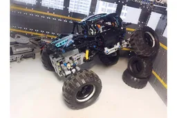 "TILT" Off-Roader