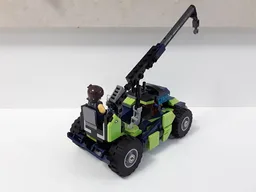 70826 - Mobile Crane