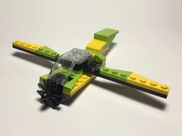 31092-Propeller Plane