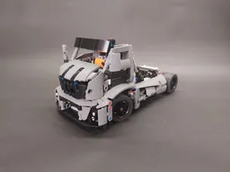 42173 Alternate model: Racing truck