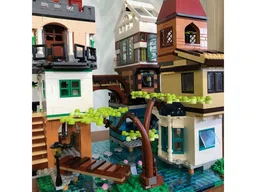 Creekside Village