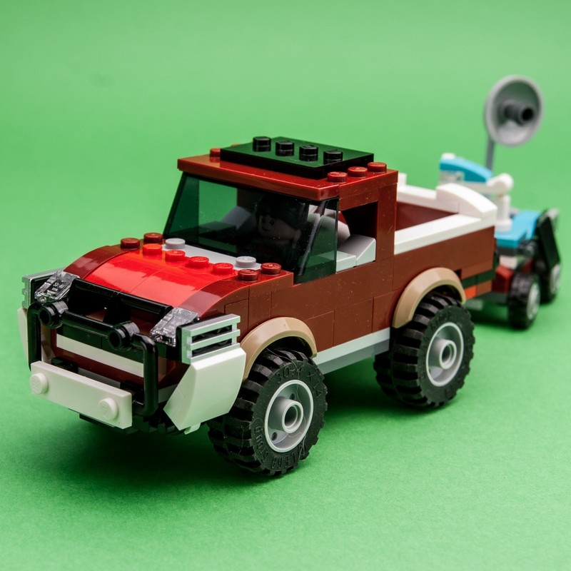 Lego 76965 vehicle rebuild model