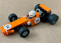 McLaren Ford M7A